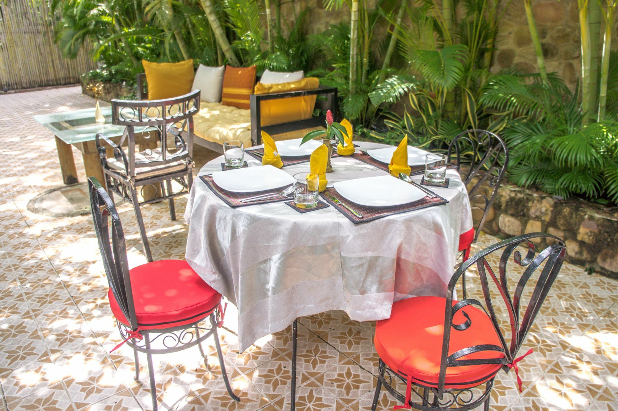 Tropical Hill Kep Cambodia Hotel Exterior foto